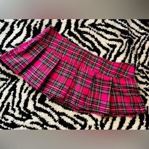 Leg Avenue Pink Plaid Micro Mini School Girl Skirt. Size Medium.